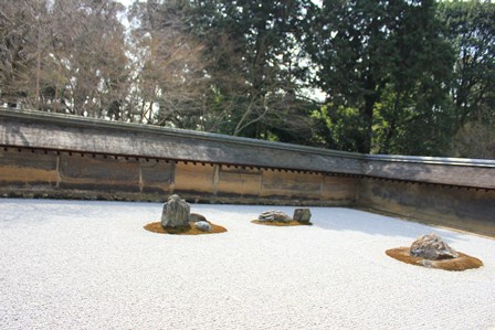 龍安寺の石庭は世界遺産 京都観光おすすめスポット